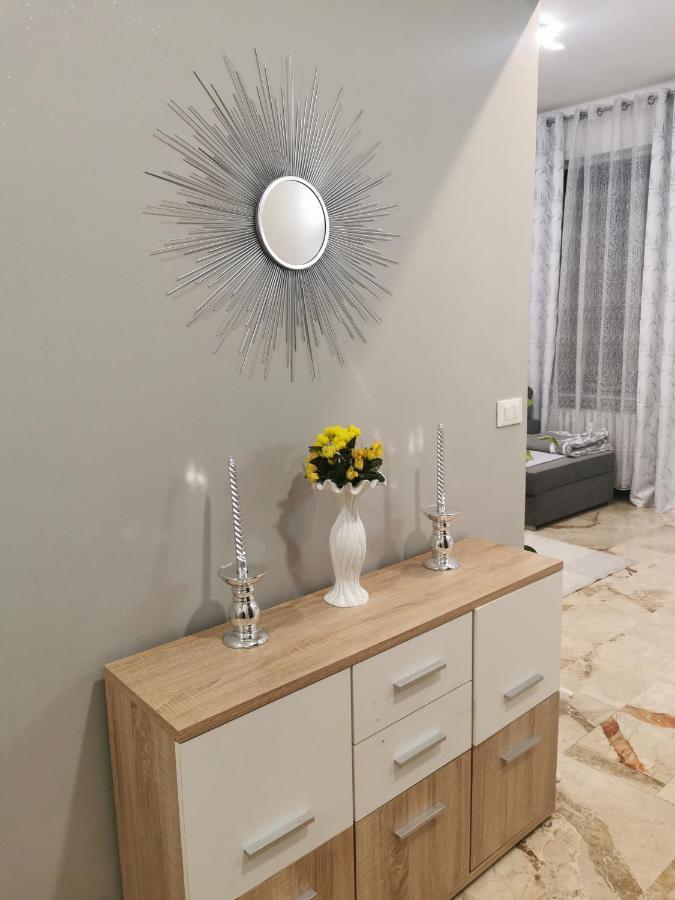 Splendido Appartamento In Zona Centrale Alessandria Esterno foto