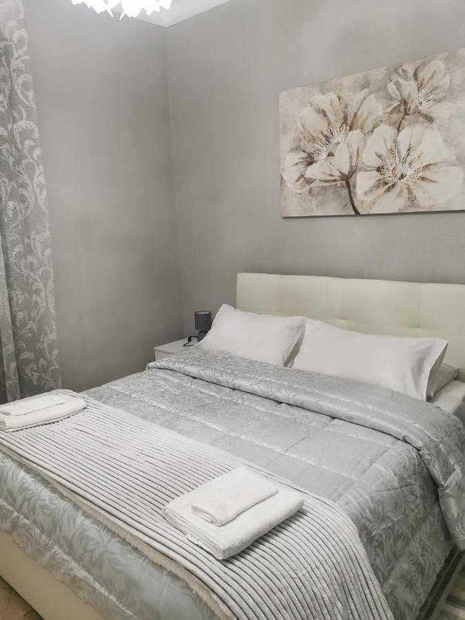 Splendido Appartamento In Zona Centrale Alessandria Esterno foto