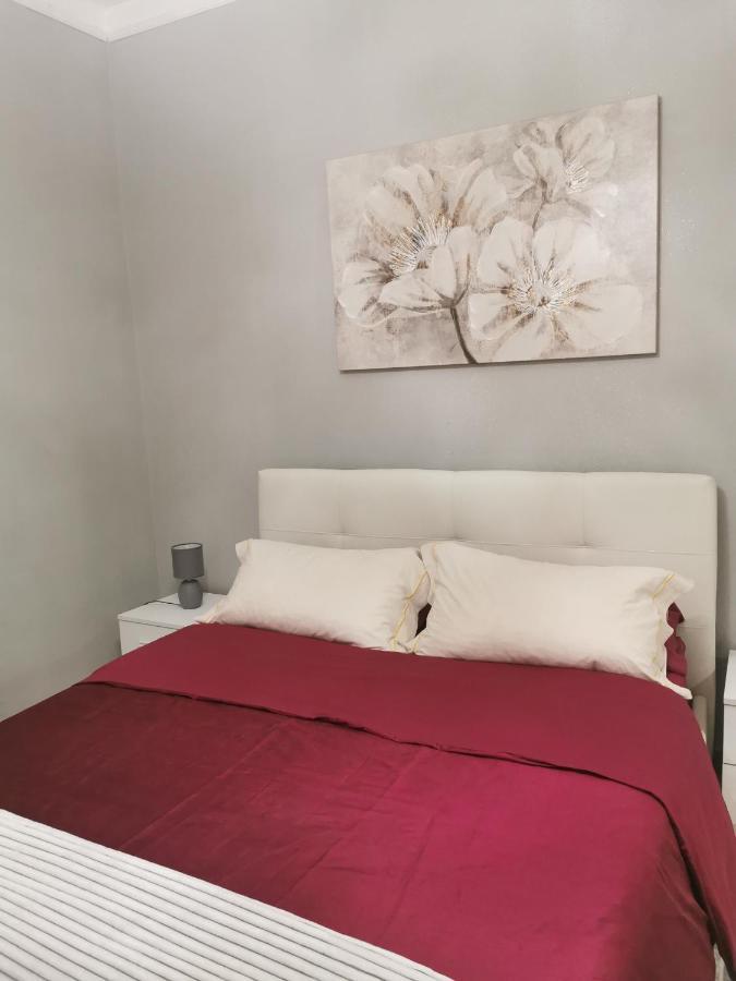 Splendido Appartamento In Zona Centrale Alessandria Esterno foto