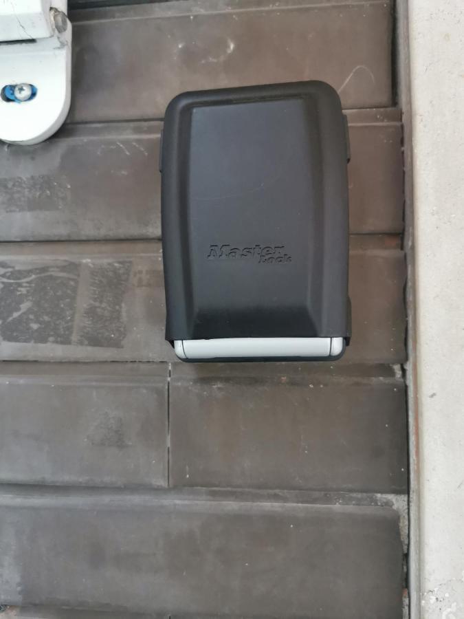 Splendido Appartamento In Zona Centrale Alessandria Esterno foto