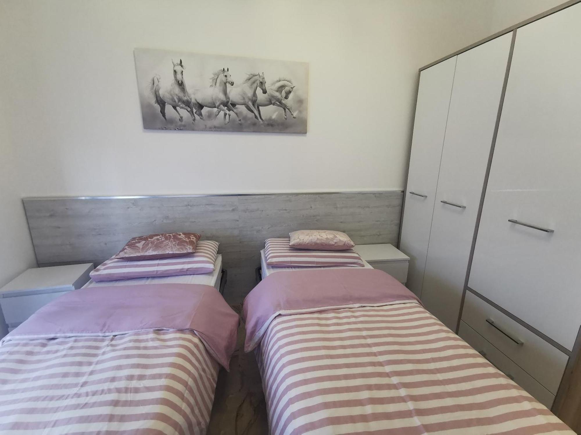 Splendido Appartamento In Zona Centrale Alessandria Esterno foto